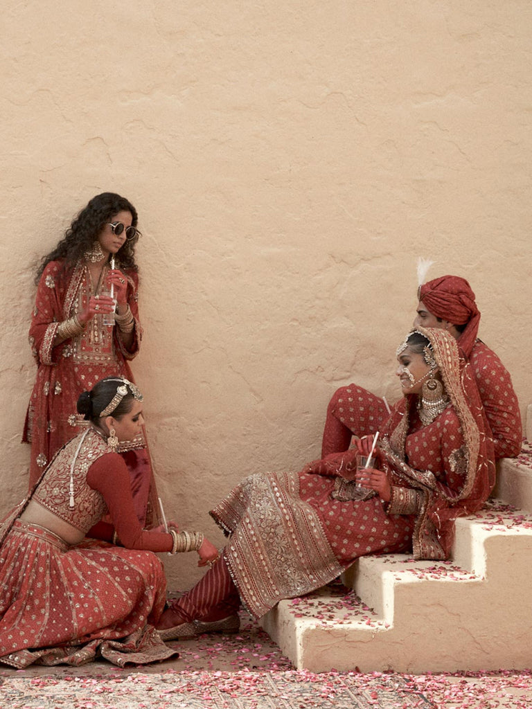 This Bride Shows Off her 'Rajputana' Style In A Gorgeous Red Sabyasachi  Lehenga With Jaal Embroidery
